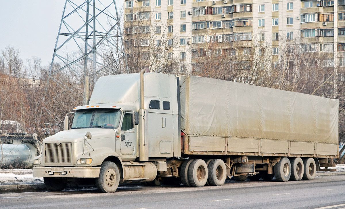 Москва, № М 827 НР 199 — International 9400