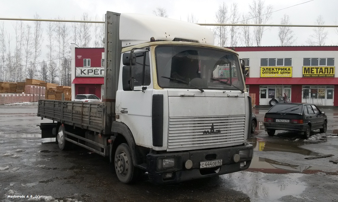 Рязанская область, № С 444 ОЕ 62 — МАЗ-437041