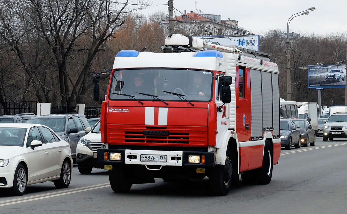 Москва, № У 887 РТ 197 — КамАЗ-43253-A3(96)