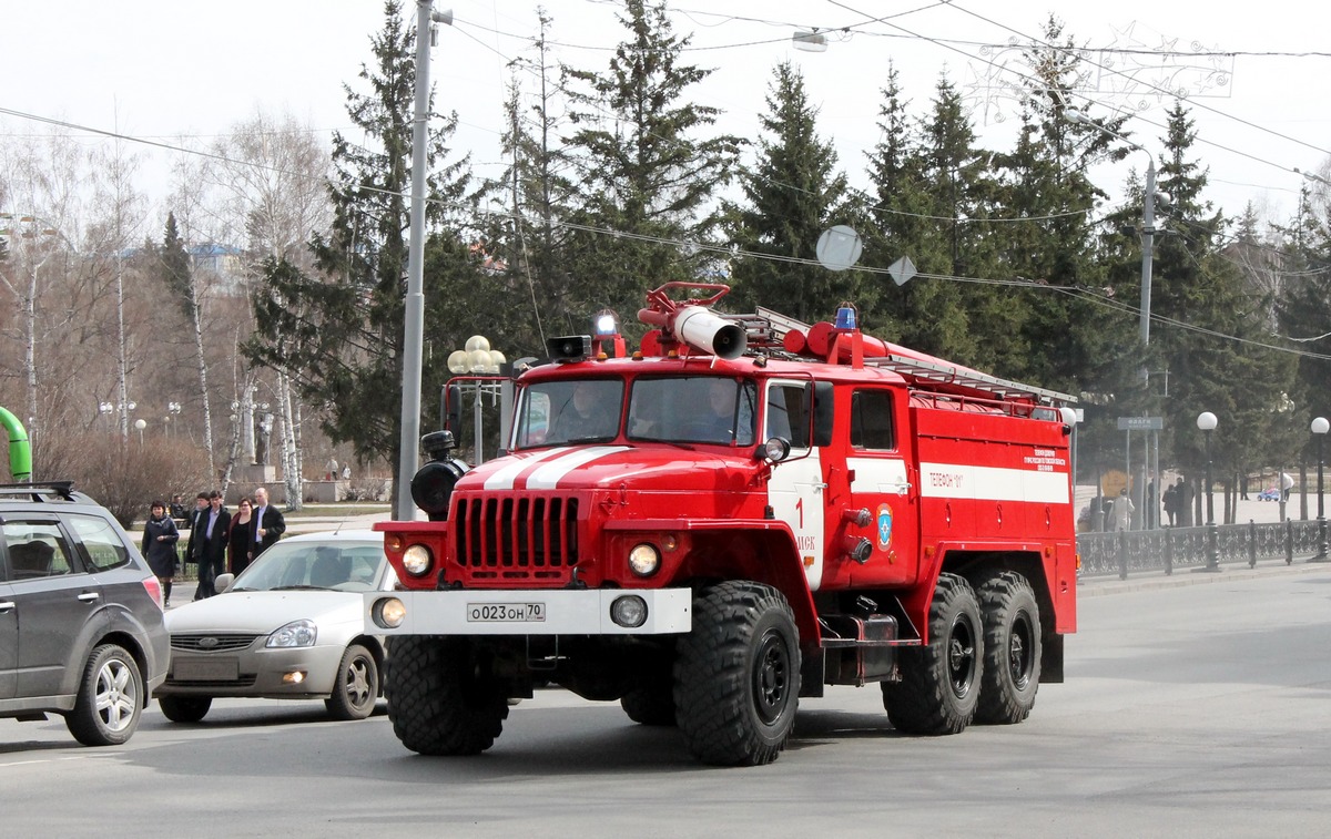 Томская область, № О 023 ОН 70 — Урал-5557-10