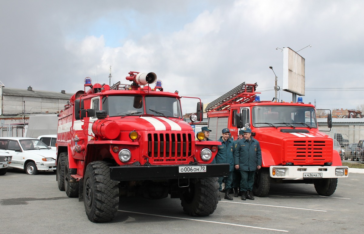 Томская область, № О 006 ОН 70 — Урал-5557-40