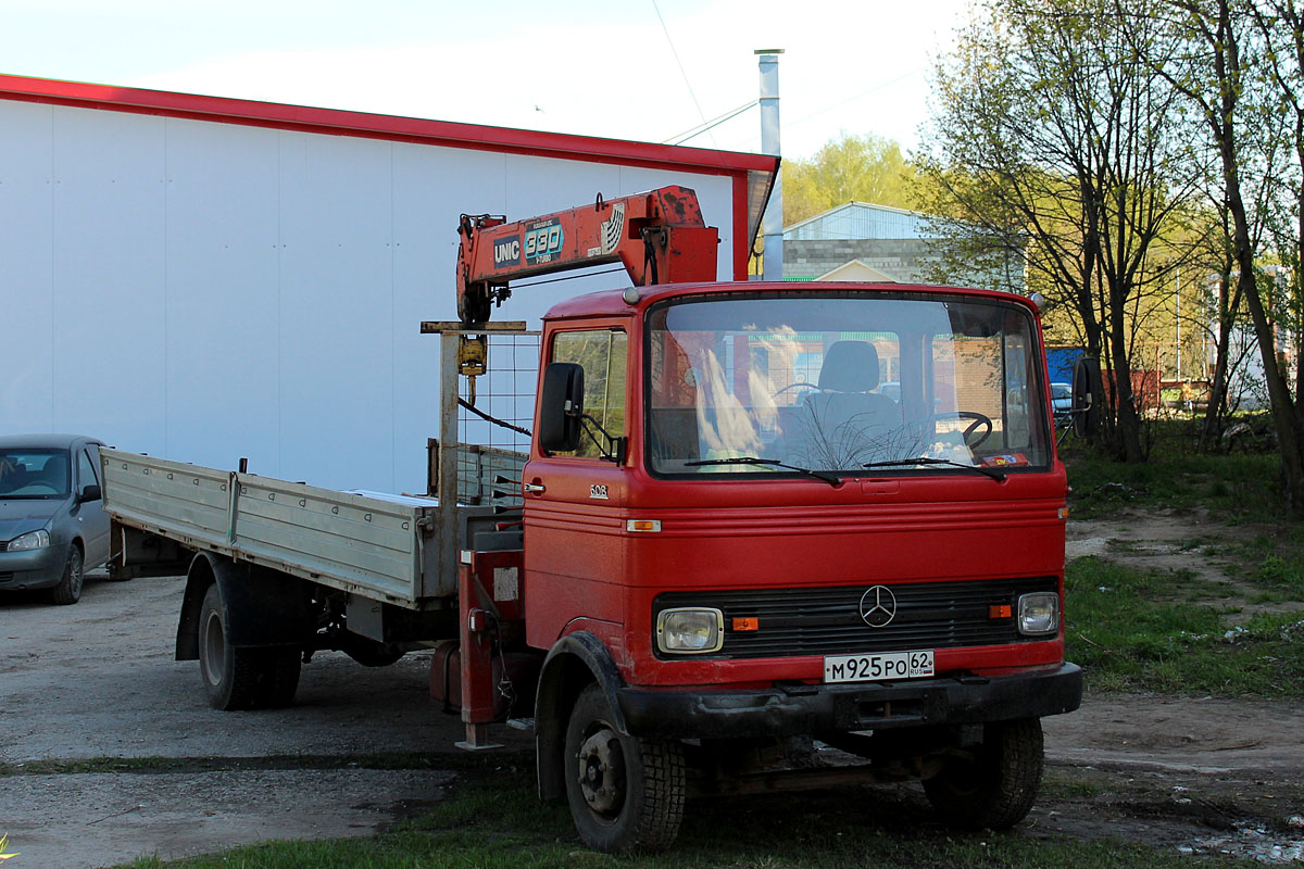 Рязанская область, № М 925 РО 62 — Mercedes-Benz LP (общая модель)
