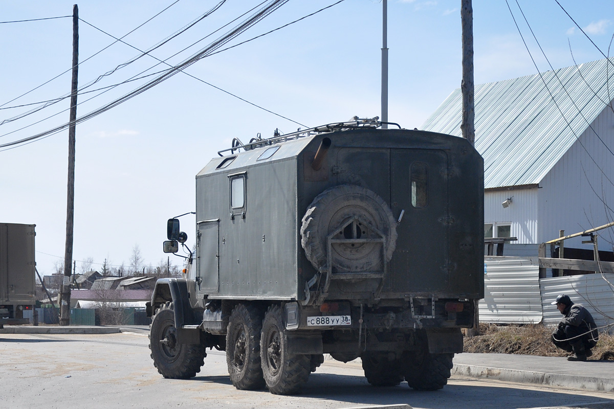 Иркутская область, № С 888 УУ 38 — ЗИЛ-131 (общая модель)