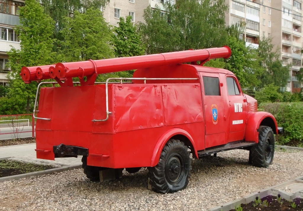 Ивановская область, № (37) Б/Н 0004 — ГАЗ-63; Ивановская область — Аллея Славы ИПСА; Техника на постаментах, памятники (Ивановская область); Транспортные средства без номеров (Ивановская область)