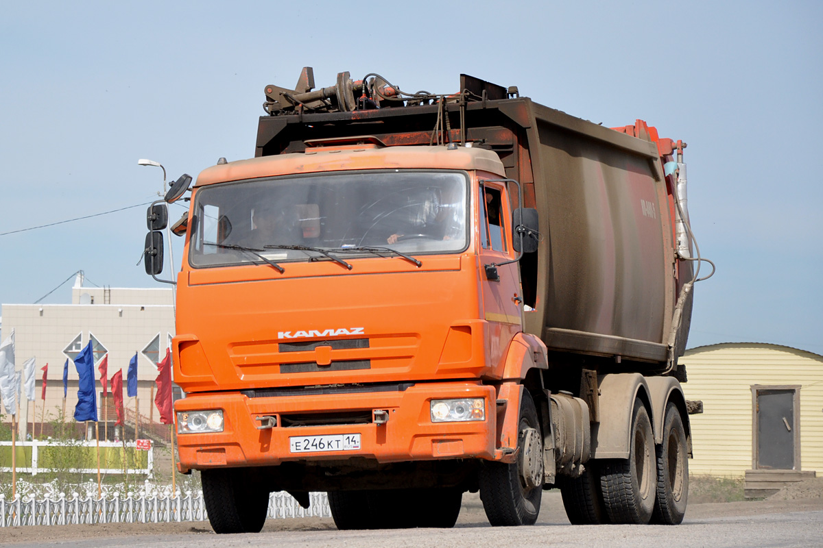Саха (Якутия), № Е 246 КТ 14 — КамАЗ-65115-D3(97)