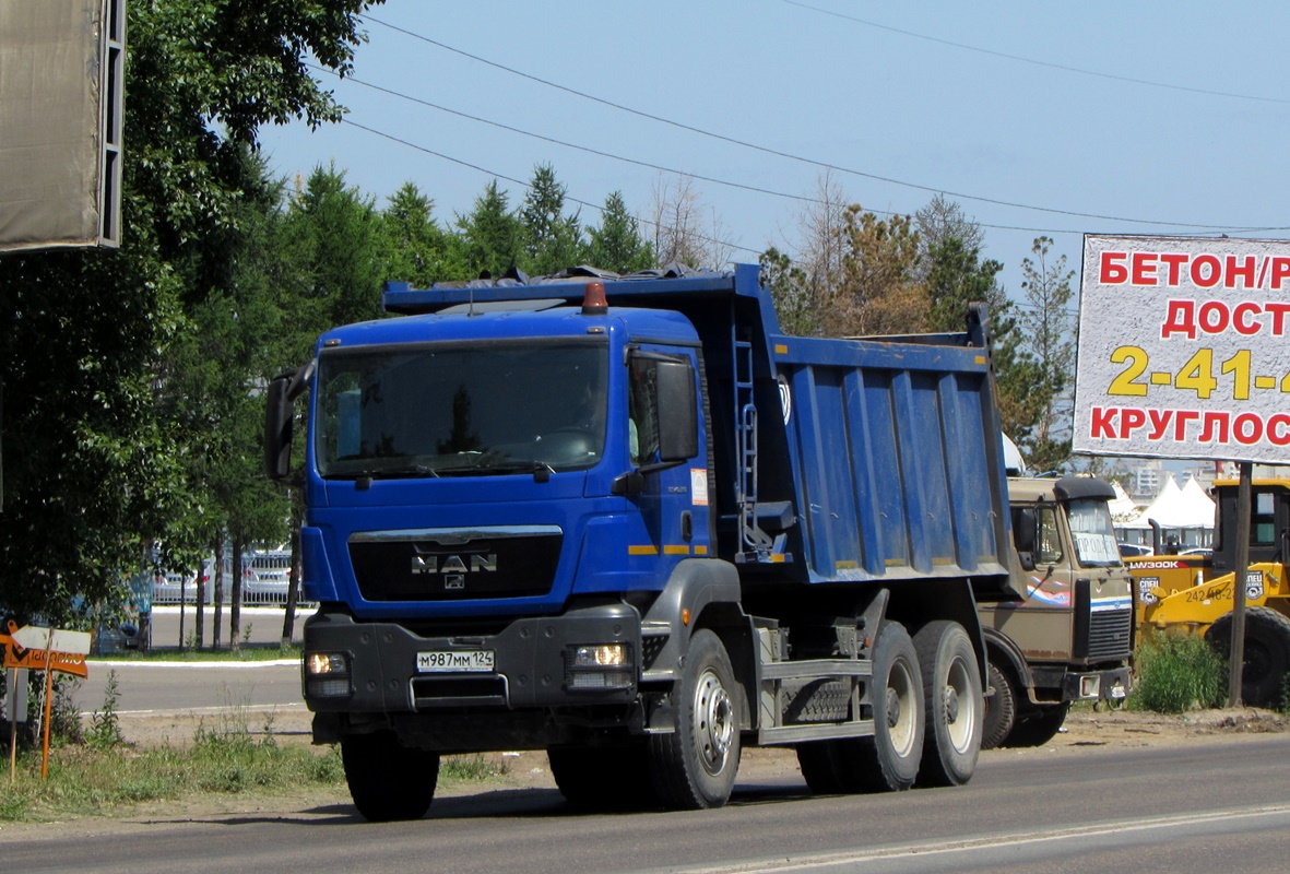 Красноярский край, № М 987 ММ 124 — MAN TGS 40.390