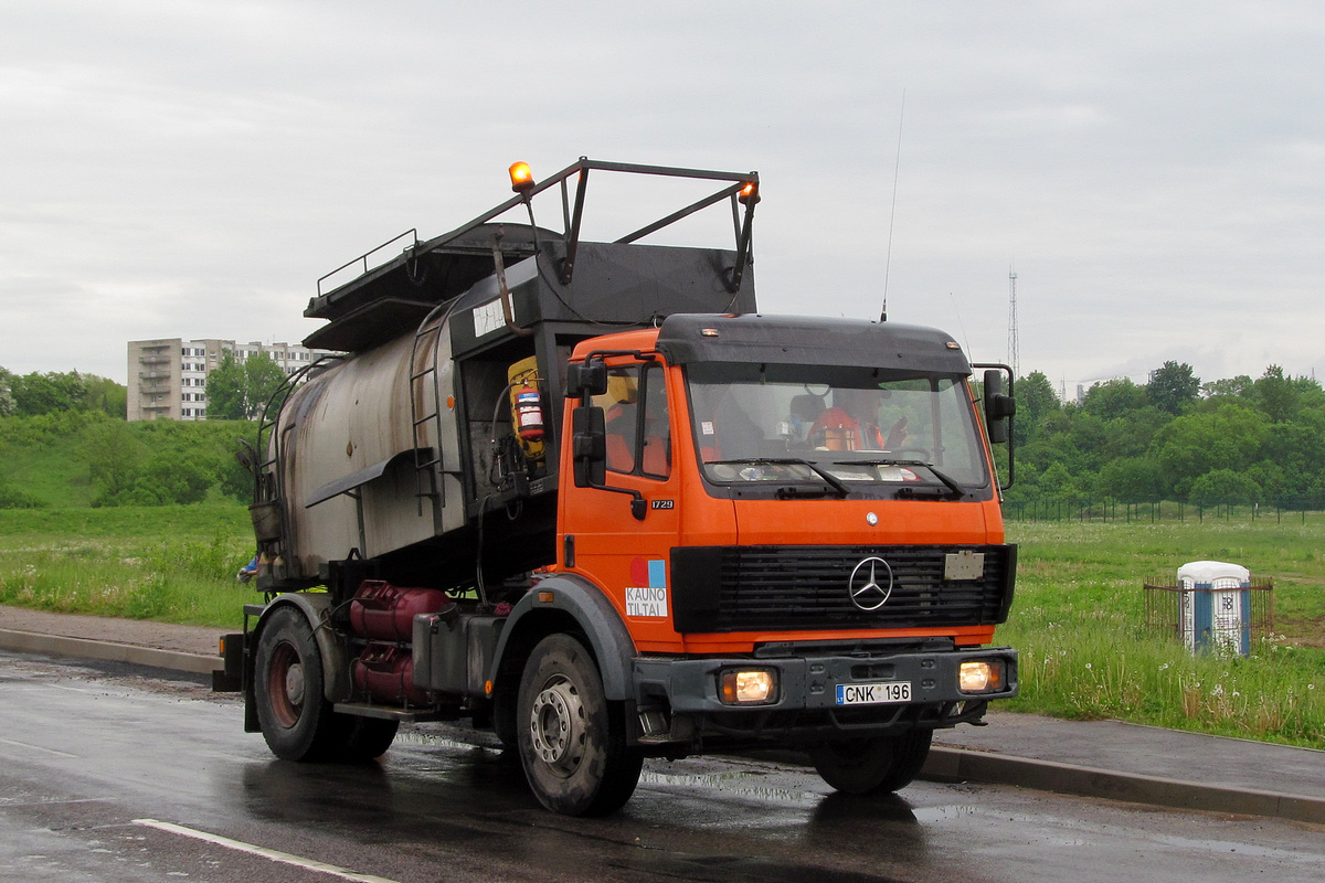 Литва, № CNK 196 — Mercedes-Benz SK 1729