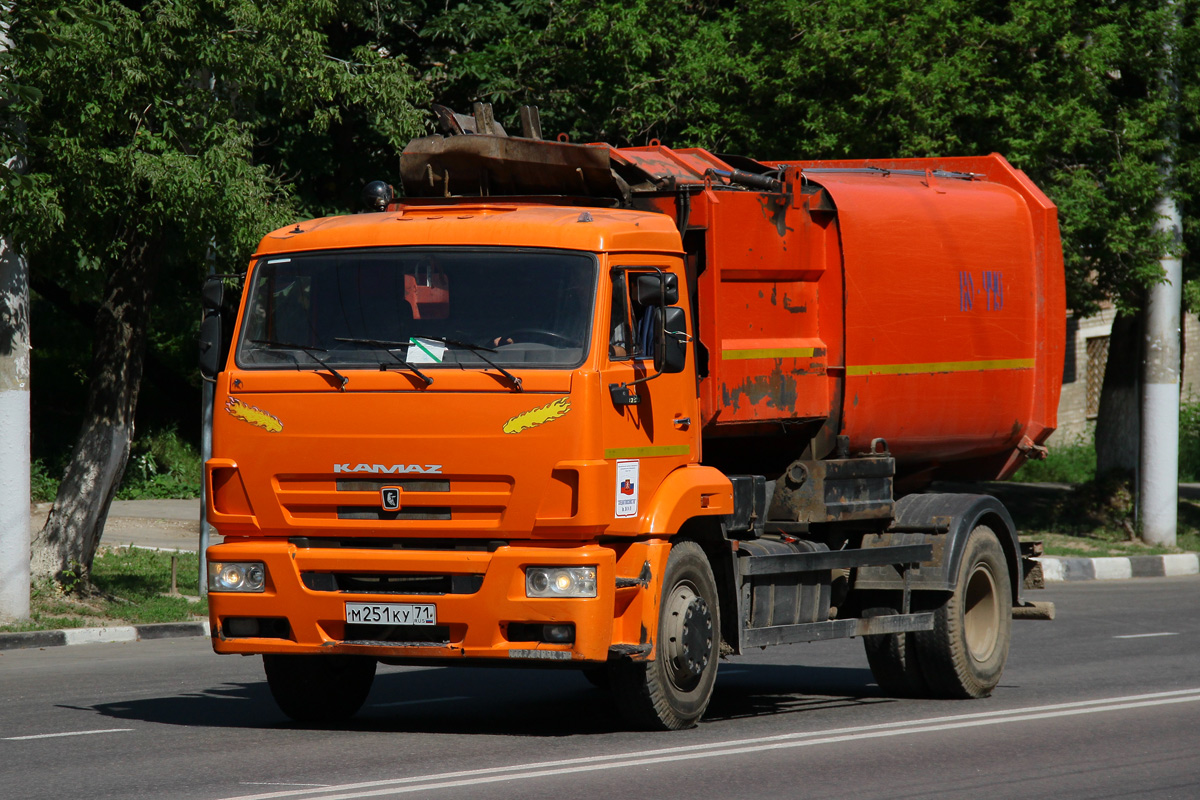 Тульская область, № М 251 КУ 71 — КамАЗ-43253-H3(99)