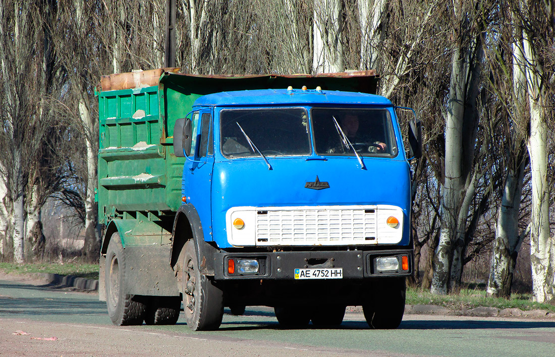 Днепропетровская область, № АЕ 4752 НН — МАЗ-5549