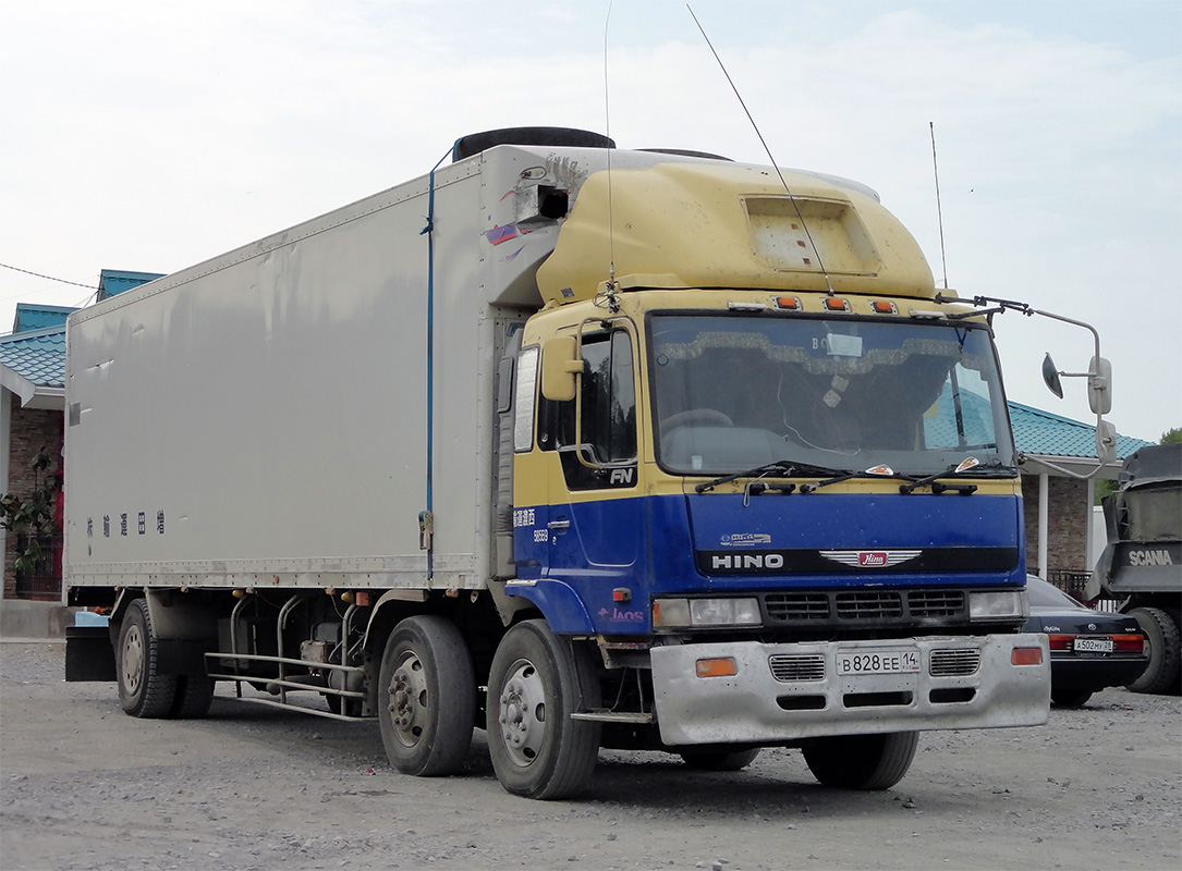 Саха (Якутия), № В 828 ЕЕ 14 — Hino FN
