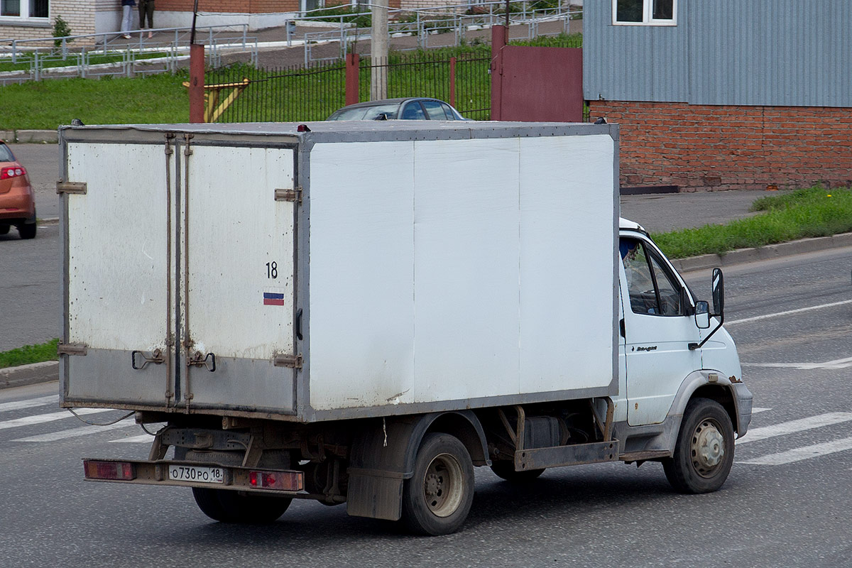 Удмуртия, № О 730 РО 18 — ГАЗ-33104 "Валдай"