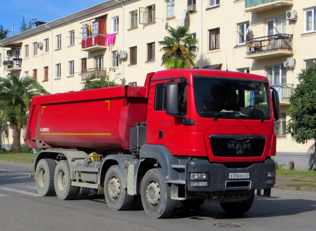 Абхазия, № Е 056 ВН — MAN TGS 41.400