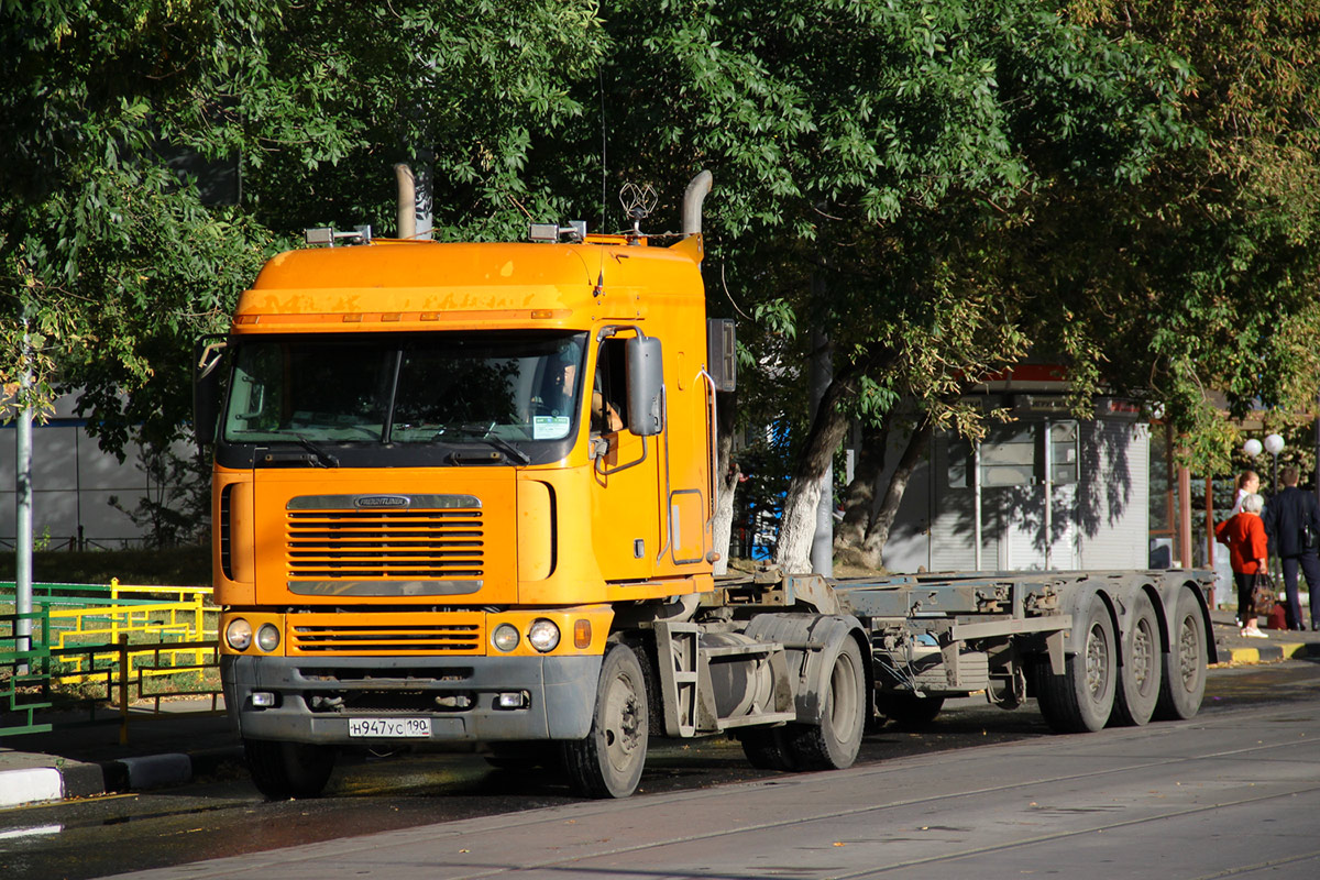 Московская область, № Н 947 УС 190 — Freightliner Argosy