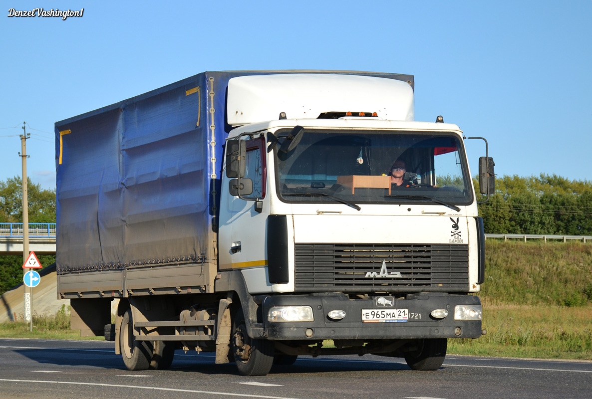 Чувашия, № Е 965 МА 21 — МАЗ-437143