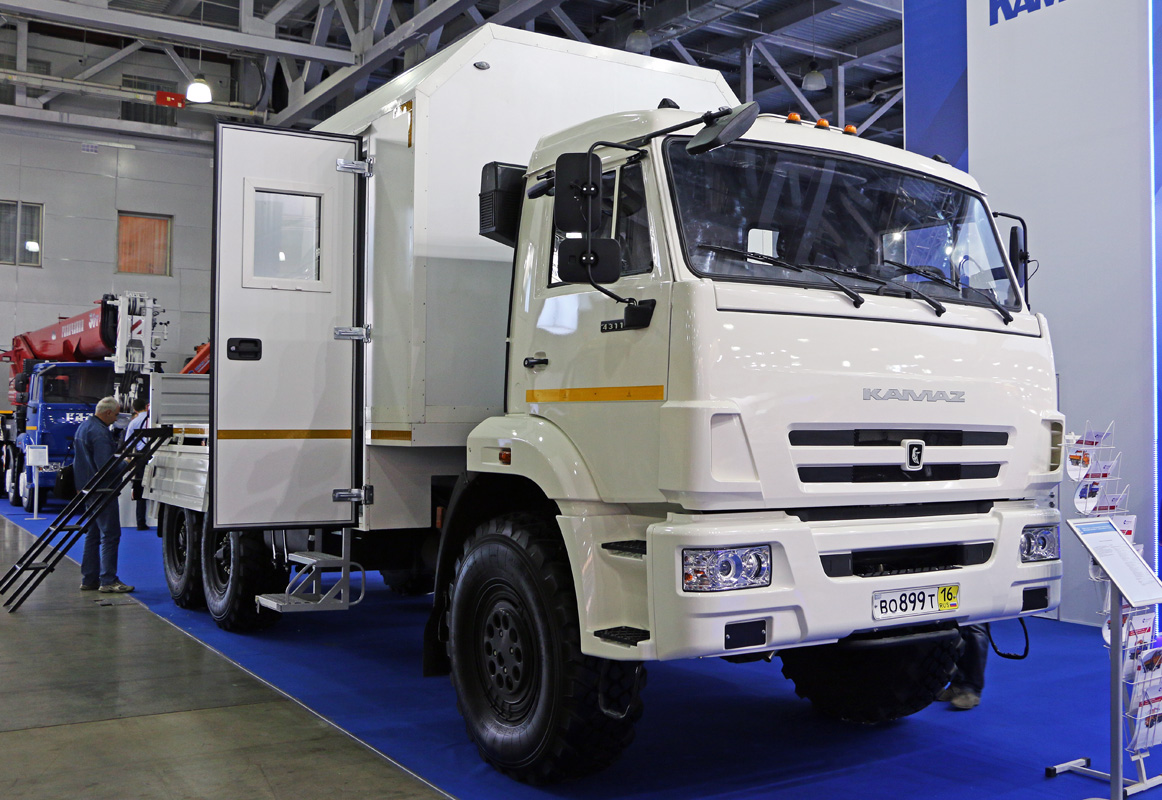 Татарстан, № ВО 899 Т 16 — КамАЗ-43118 (общая модель); Московская область — Выставка "Комтранс" —  2015