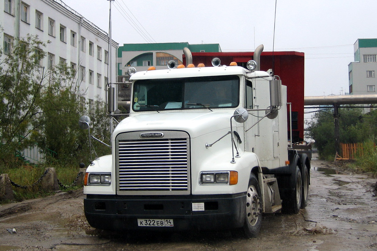 Саха (Якутия), № К 322 ЕВ 14 — Freightliner FLD 112