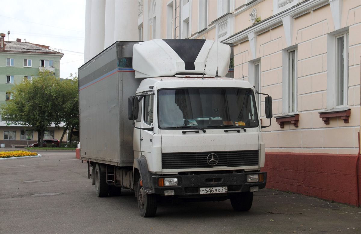 Тульская область, № М 546 ВХ 71 — Mercedes-Benz LK 817