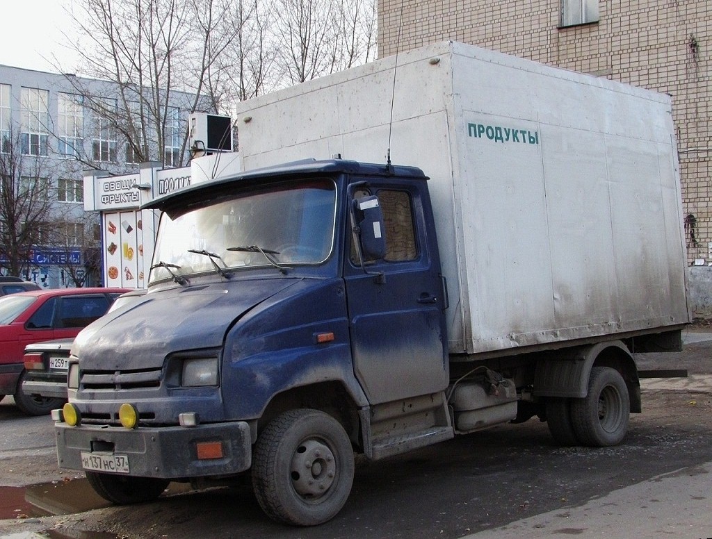 Ивановская область, № М 137 НС 37 — ЗИЛ-5301БО "Бычок"