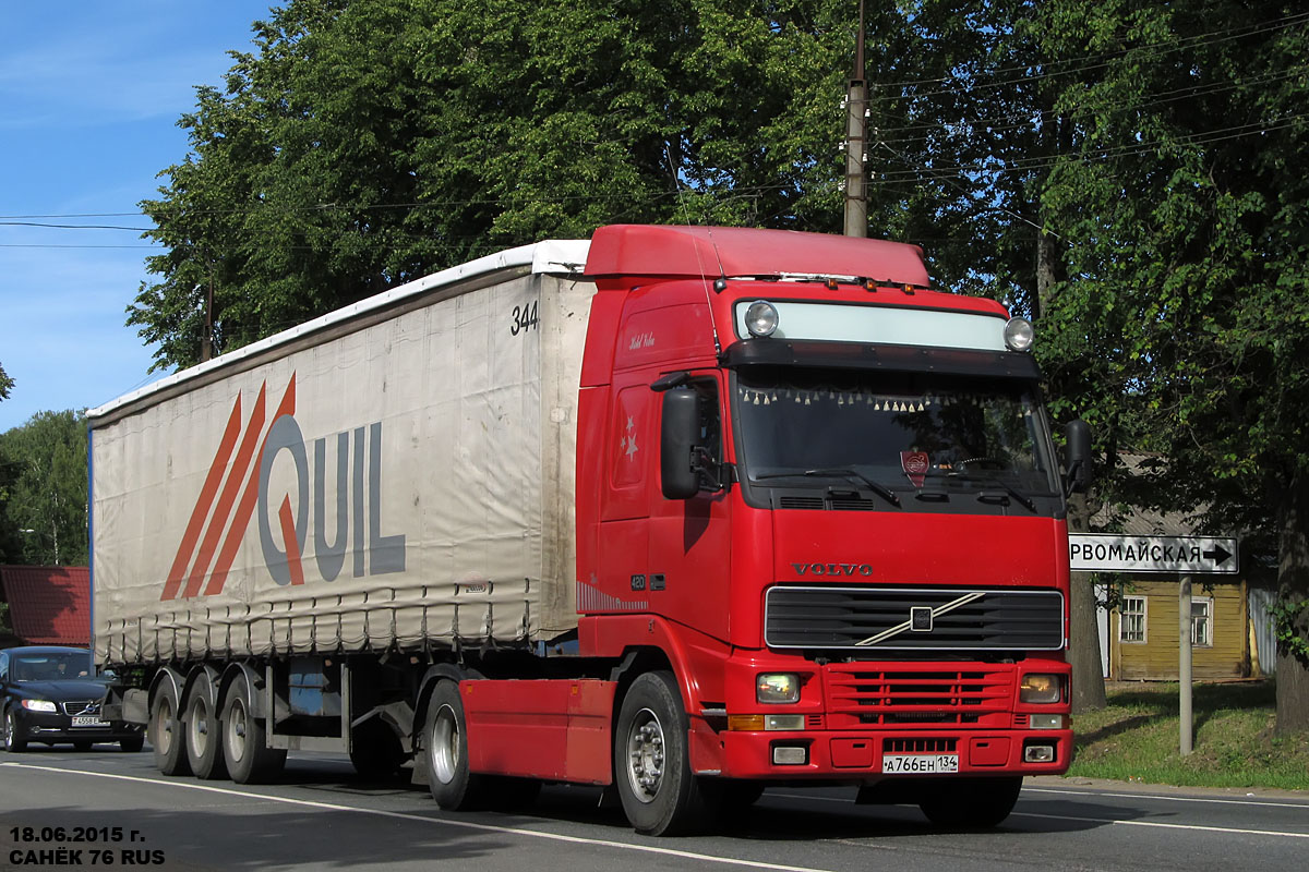 Волгоградская область, № А 766 ЕН 134 — Volvo ('1993) FH12.420