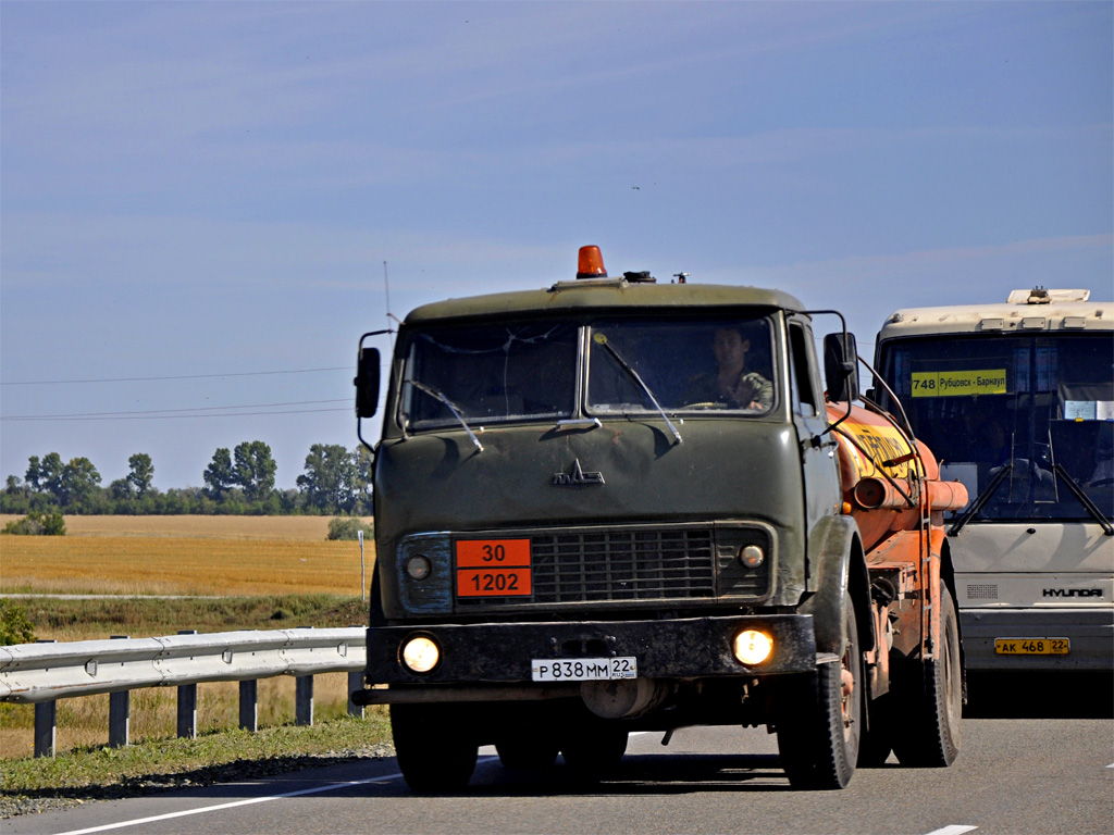 Алтайский край, № Р 838 ММ 22 — МАЗ-5334