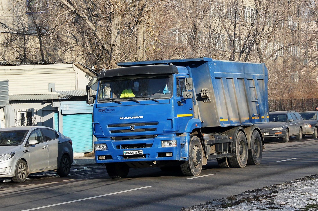 Алматы, № 064 OHA 02 — КамАЗ-6520-73
