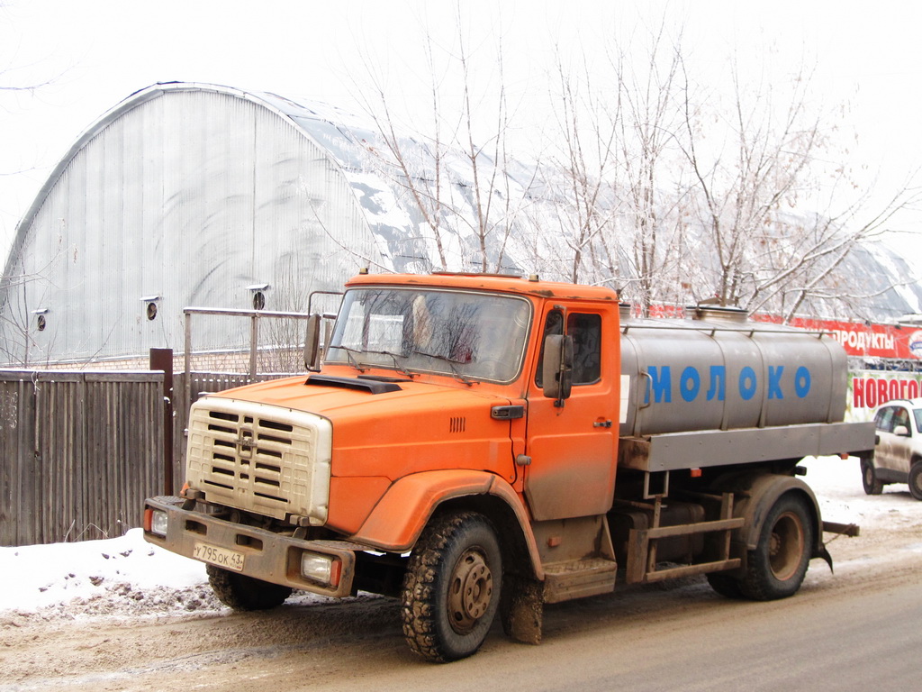 Кировская область, № У 795 ОК 43 — ЗИЛ-432932