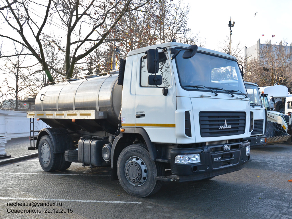 Севастополь, № А 851 МТ 92 — МАЗ-5340B2