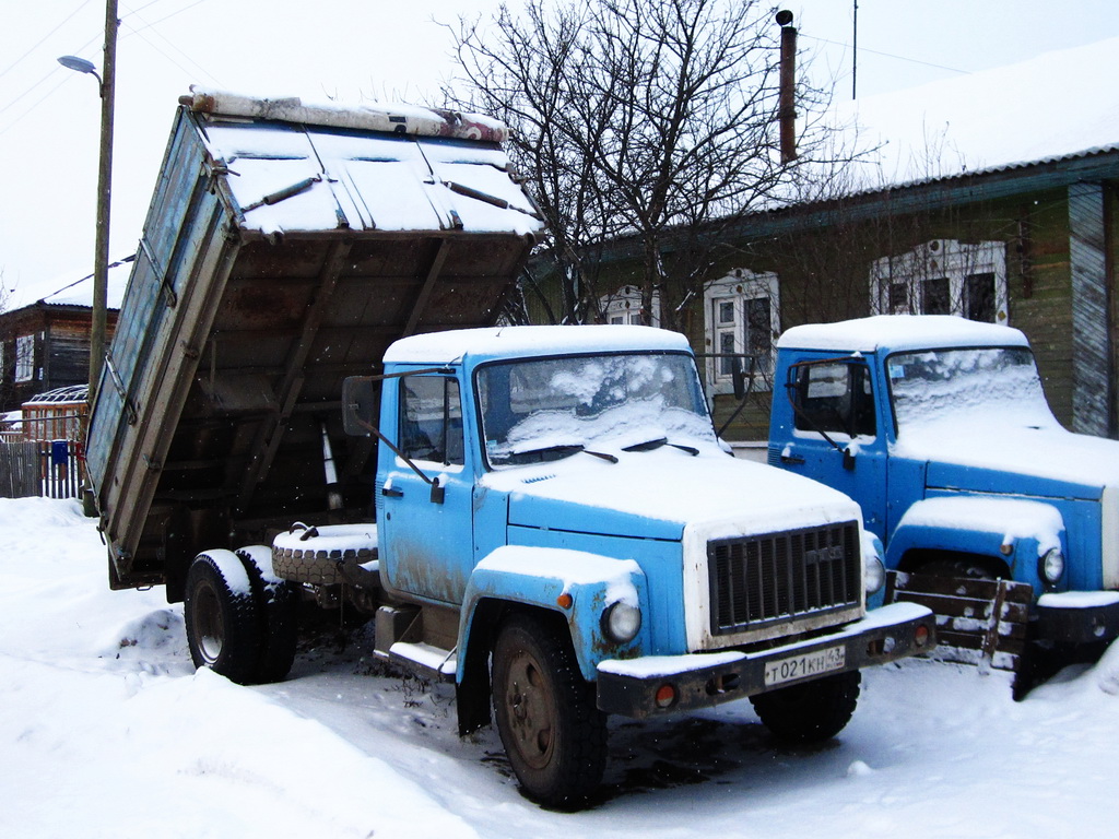 Кировская область, № Т 021 КН 43 — ГАЗ-33072