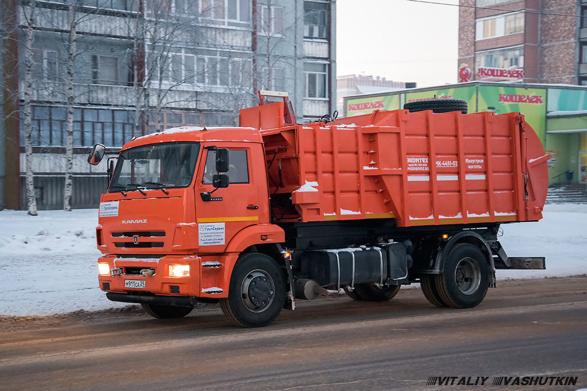 Архангельская область, № М 911 СА 29 — КамАЗ-43253-R4(28)