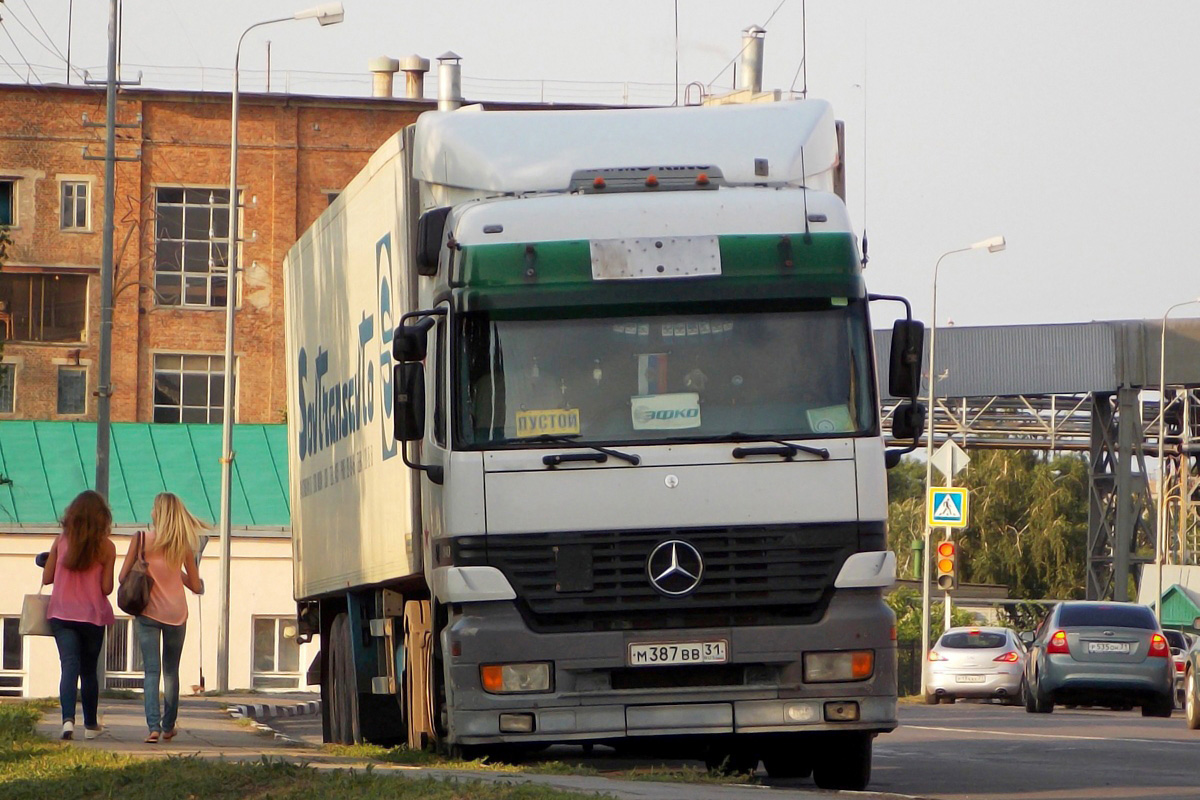 Белгородская область, № М 387 ВВ 31 — Mercedes-Benz Actros ('1997) 1840
