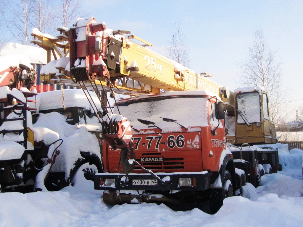 Кировская область, № Х 430 НН 43 — КамАЗ-65115-62