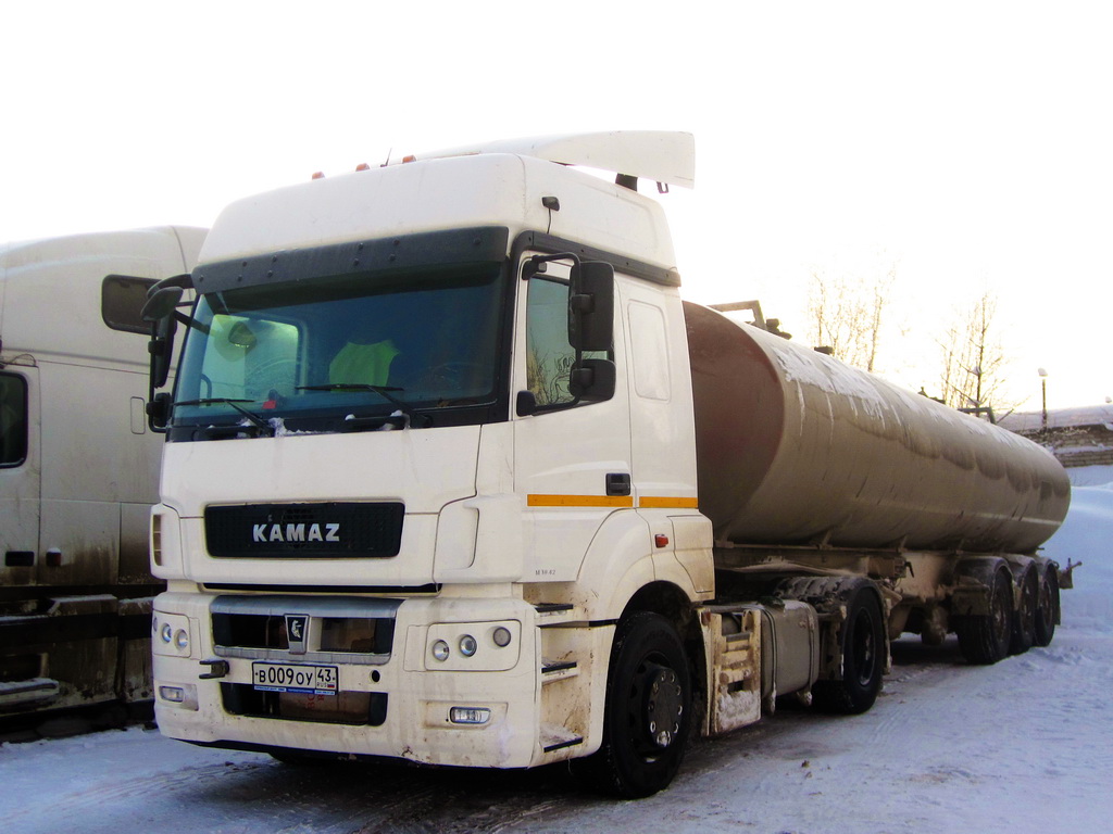 Кировская область, № В 009 ОУ 43 — КамАЗ-5490-T5(68)