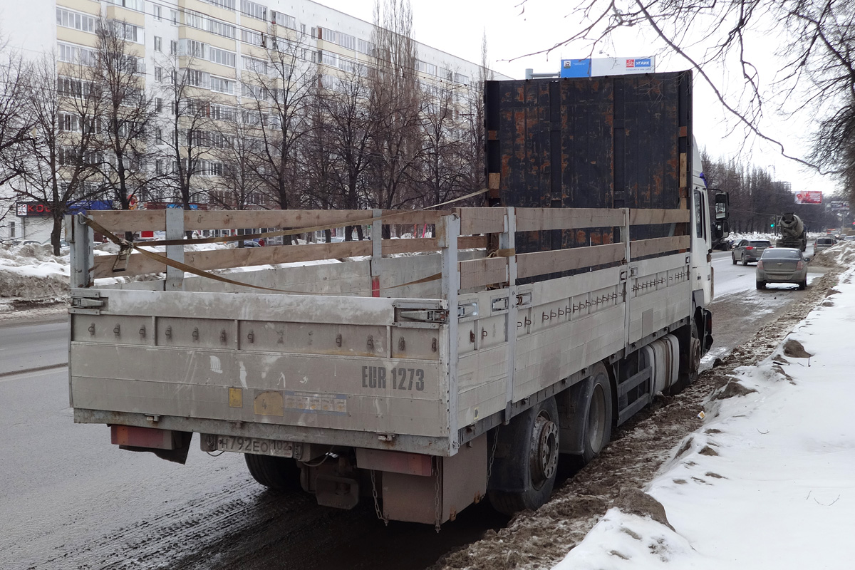 Башкортостан, № Н 792 ЕО 102 — MAN F2000 27.403