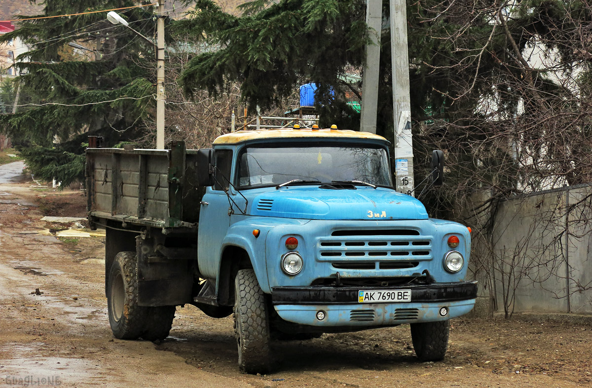 Крым, № АК 7690 ВЕ — ЗИЛ-495710