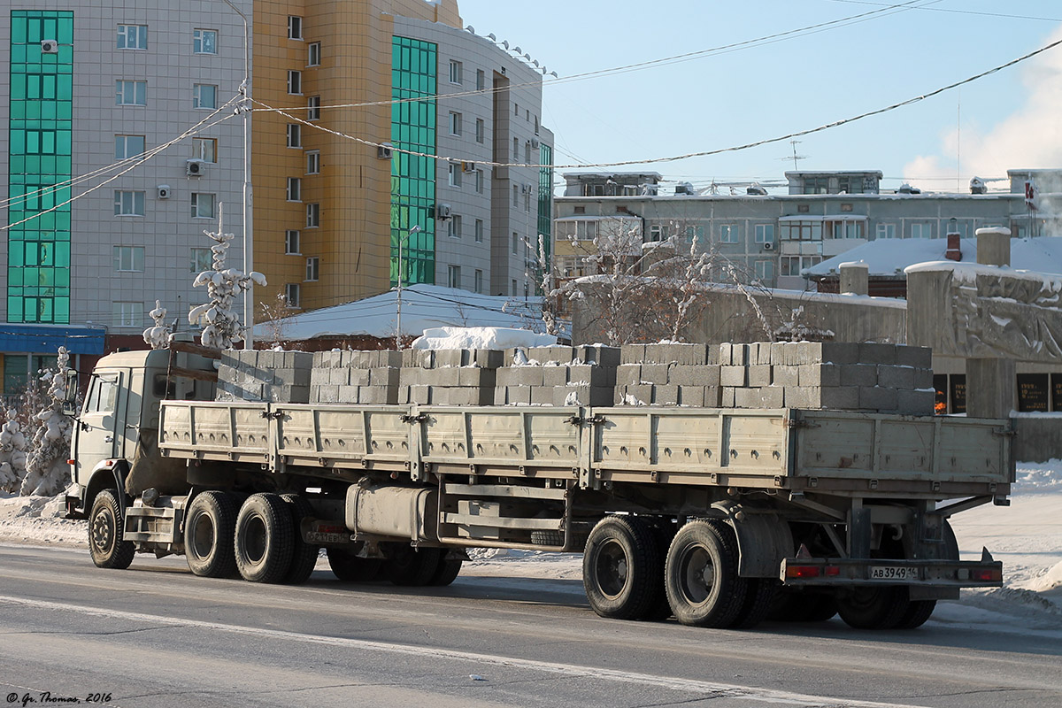 Саха (Якутия), № О 211 ЕВ 14 — КамАЗ-54115-15 [54115R]