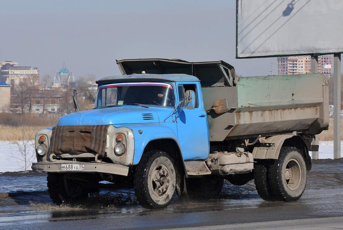Омская область, № М 688 УА 55 — ЗИЛ-495710