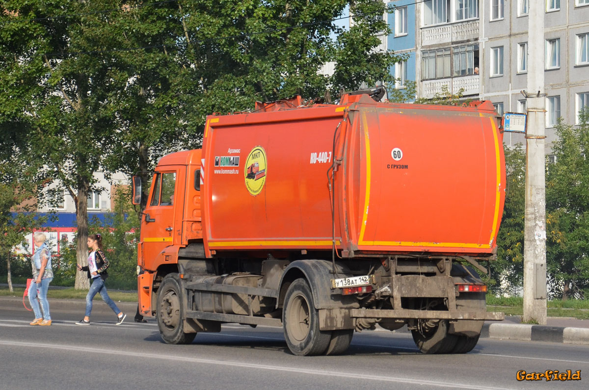 Кемеровская область, № У 138 АТ 142 — КамАЗ-43253-H3(99)