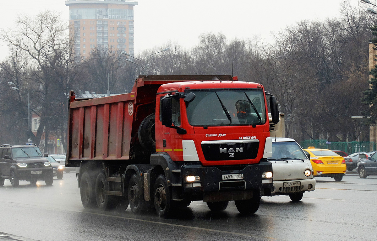 Москва, № Е 487 РЕ 197 — MAN TGS 41.390