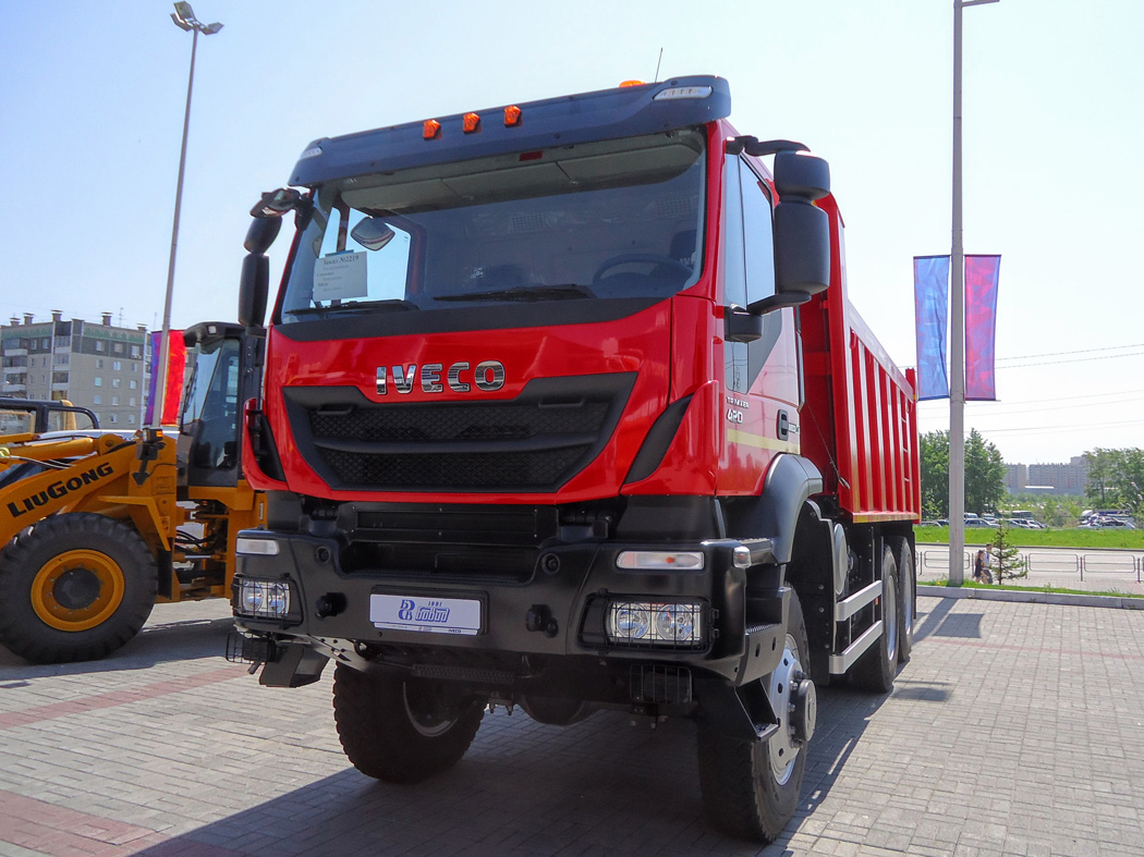 Челябинская область, № (74) Б/Н 0009 — IVECO-AMT Trakker ('2013); Челябинская область — Выставки и автосалоны