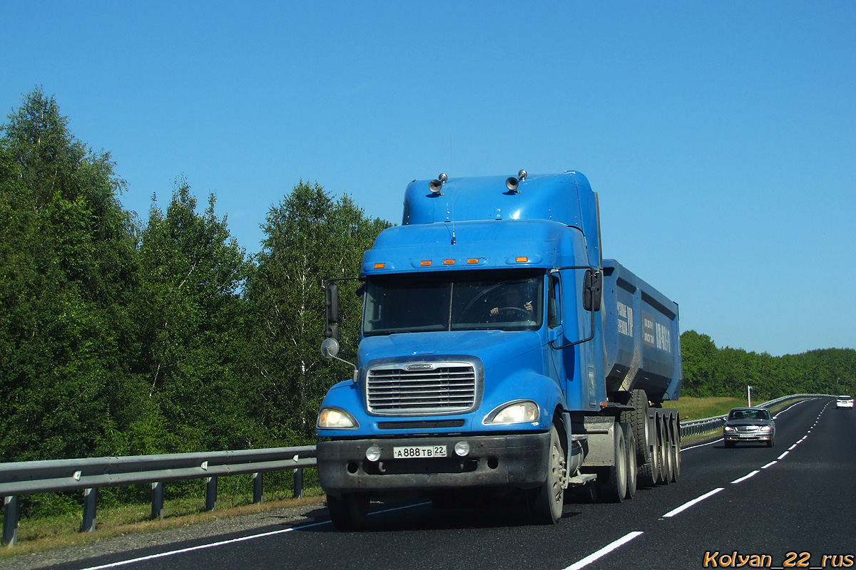 Алтайский край, № А 888 ТВ 22 — Freightliner Columbia