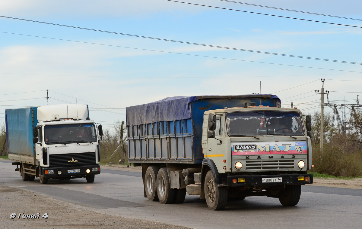 Марий Эл, № М 042 СК 12 — МАЗ-437141; Волгоградская область, № А 880 ВТ 34 — КамАЗ-53213