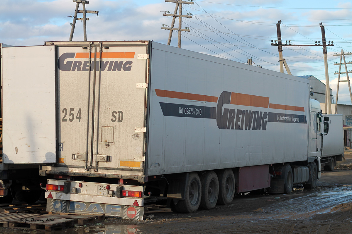 Киргизия, № B 6359 BI — DAF 95XF FT; Киргизия, № 254 SD — Schmitz Cargobull S.KO (SCB*S3B) общ.мод