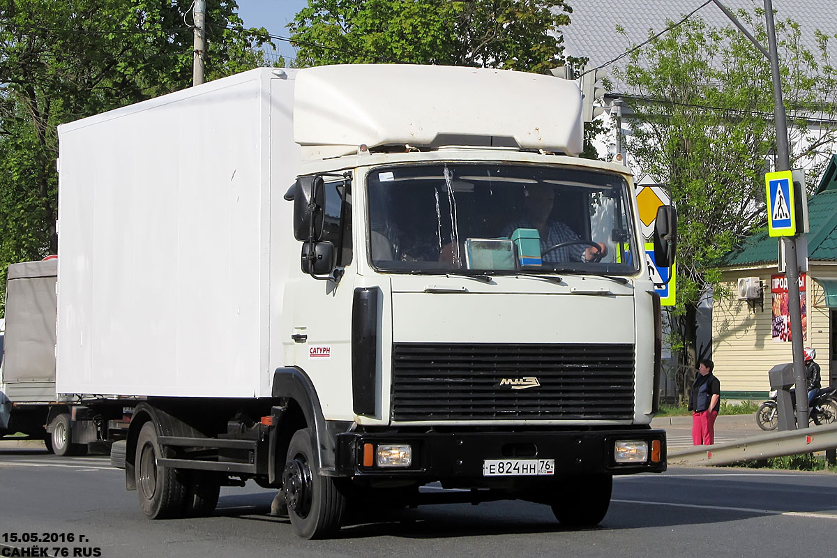 Ярославская область, № Е 824 НН 76 — МАЗ-437041