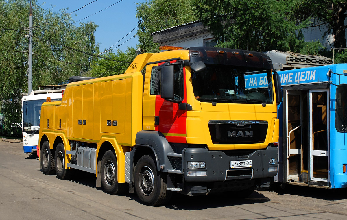 Москва, № 3215 — MAN TGS 41.440