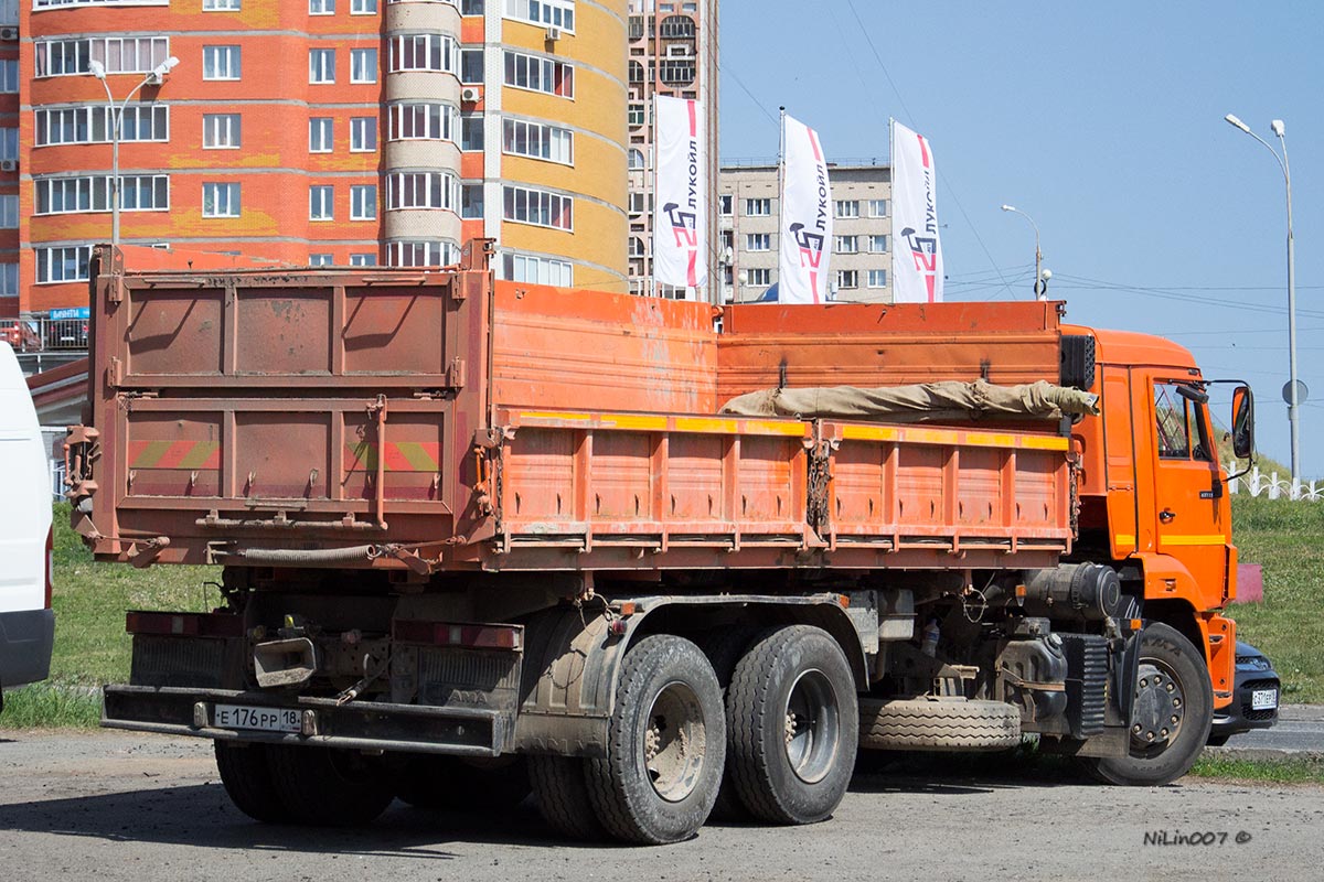 Удмуртия, № Е 176 РР 18 — КамАЗ-65115-A4(23)
