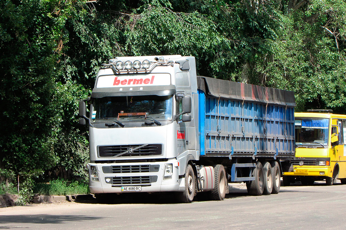 Днепропетровская область, № АЕ 8080 ВС — Volvo ('2002) FH-Series