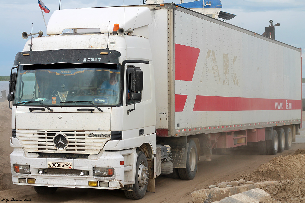 Приморский край, № Е 900 КА 125 — Mercedes-Benz Actros ('1997) 1843