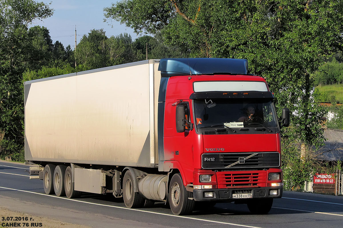Дагестан, № М 338 ХХ 05 — Volvo ('1993) FH-Series
