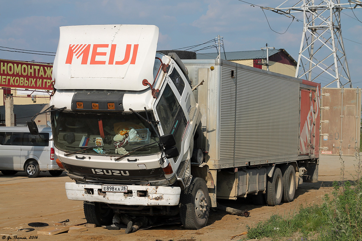 Амурская область, № Е 898 КА 28 — Isuzu Giga (общая модель)