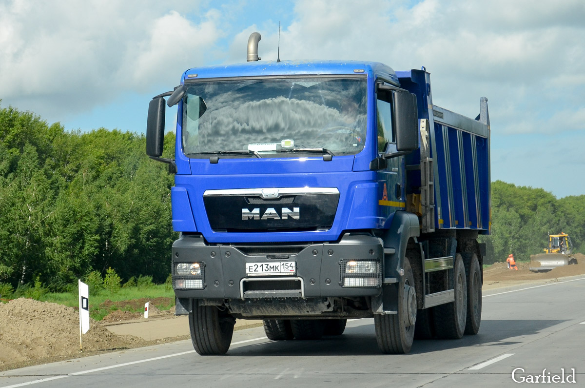 Новосибирская область, № Е 213 МК 154 — MAN TGS 33.360